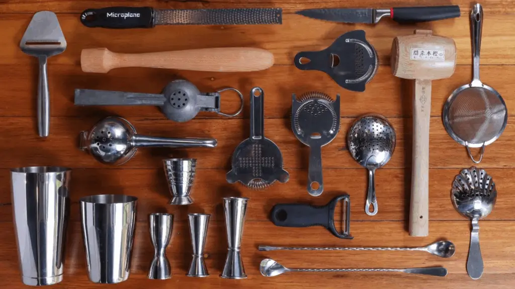 Bartender Tools - The Most Essential 10 Tools