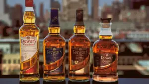Dewar’s White Label Scotch Whisky and the Making of a Global Classic