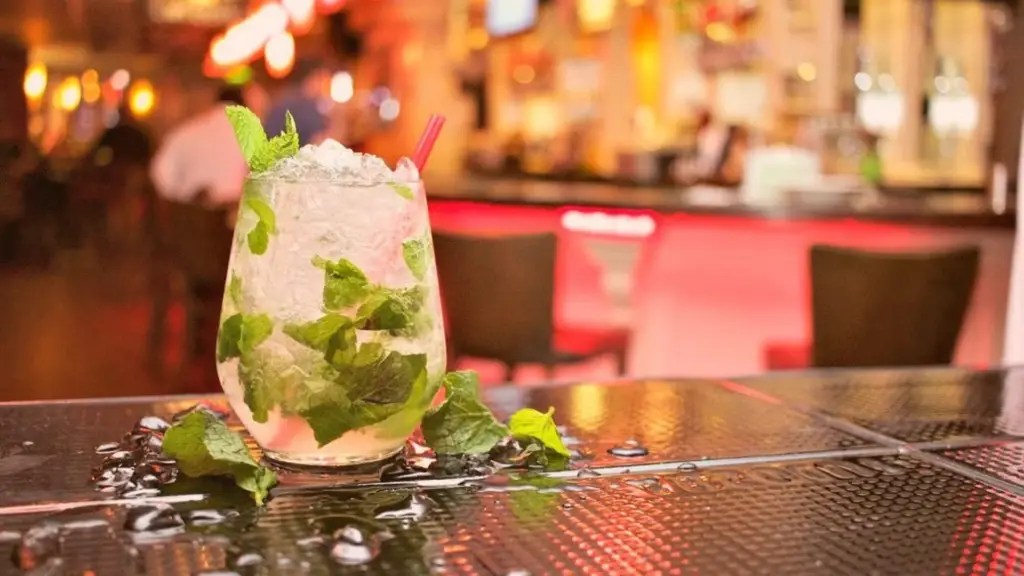 History of Mojito Cocktail and Its Cuban Cultural Legacy