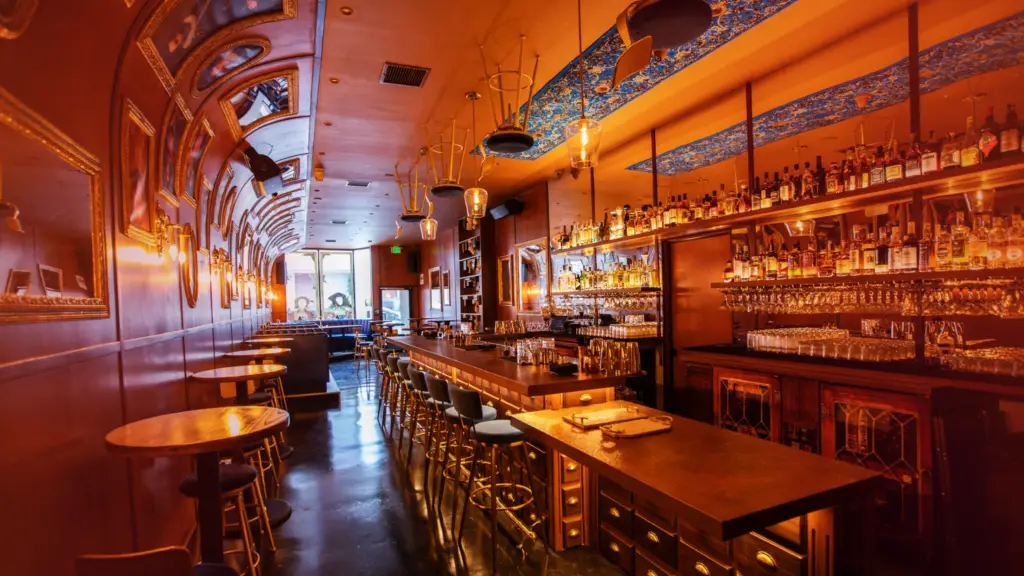 The Rise of Speakeasy 2.0 How Modern Hidden Bars Reframed Craft
