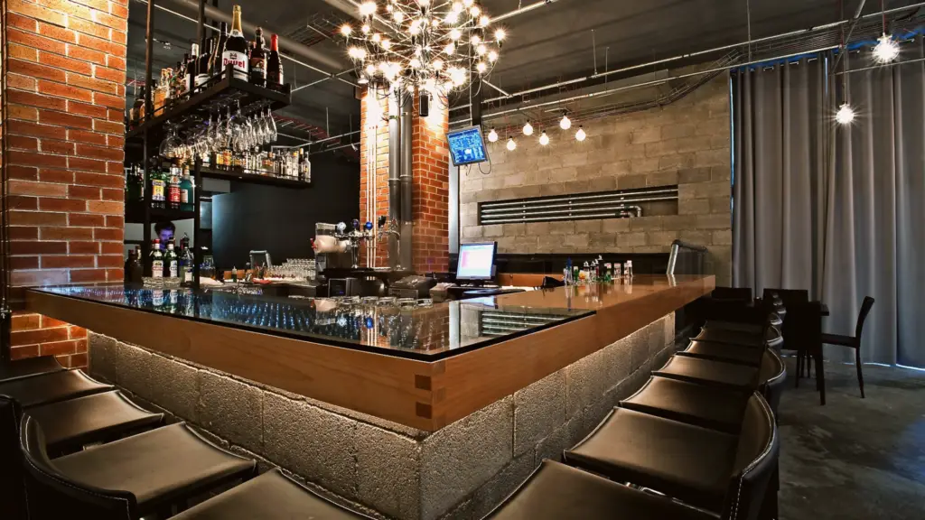 Why Modern Bars Are Moving Toward Laboratory Models