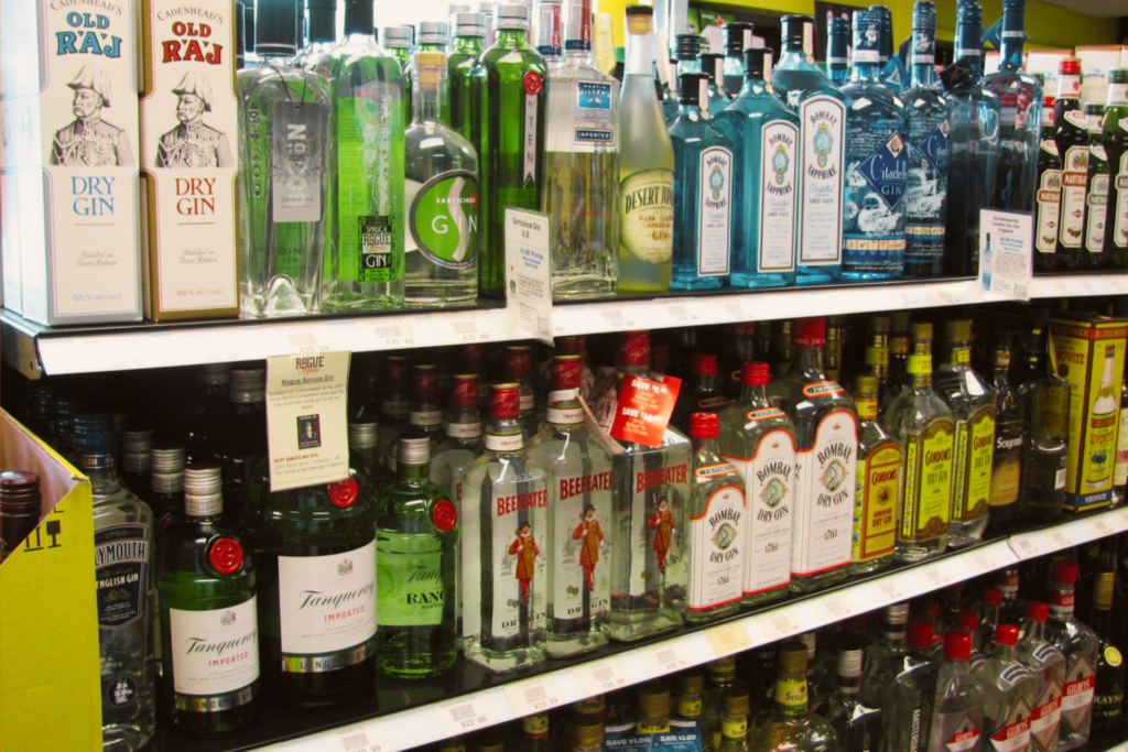 gin history and botanical evolution