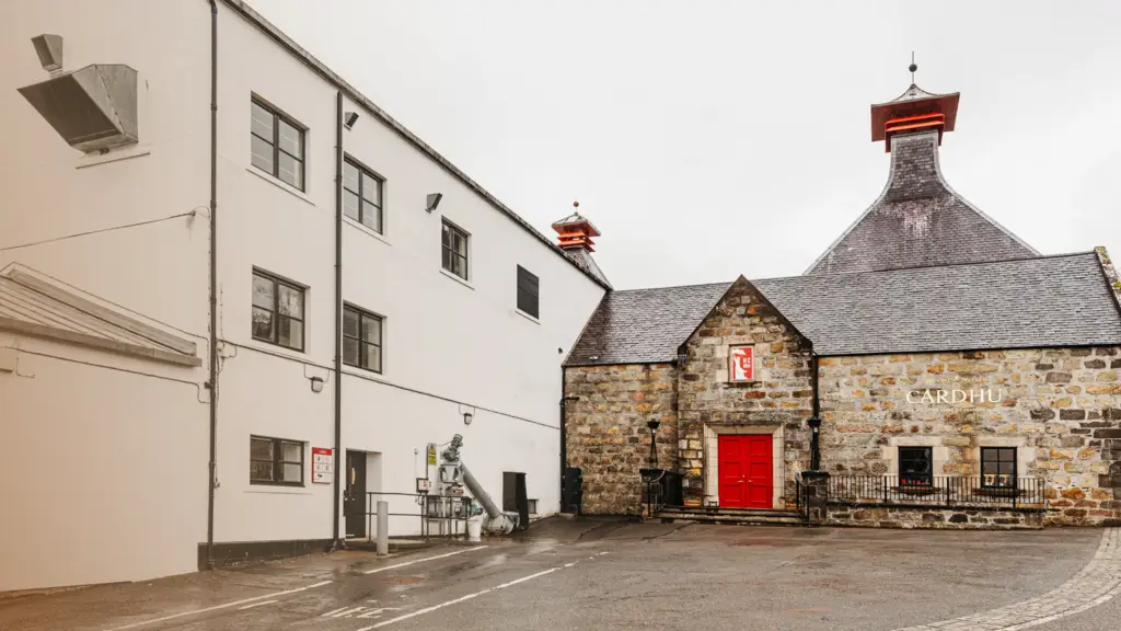 Cardhu Distillery and the Transition from Farm to Commercial Whisky